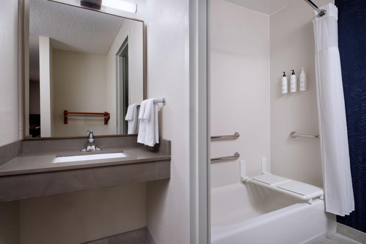 Fairfield Inn And Suites Austin South Экстерьер фото