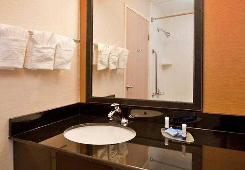 Fairfield Inn And Suites Austin South Экстерьер фото