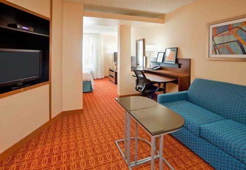 Fairfield Inn And Suites Austin South Экстерьер фото